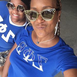 Meet your Posher, Shelly